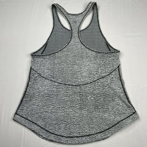 Lululemon Long Distance Tank - Picture 5 of 5